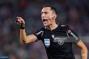 凯发官方网站 -今夜体能课后；巴塞罗那临场应变备战意甲；球迷炸锅；赛程密集仍需轮换(巴塞罗那比赛回放)